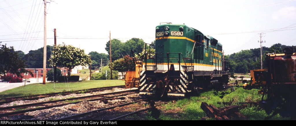 GRWR GP9 #6580 - Great Walton RR